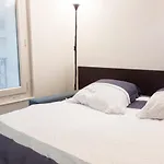 Hostnfly Apartments - Go Stay At The Moulin Rouge
